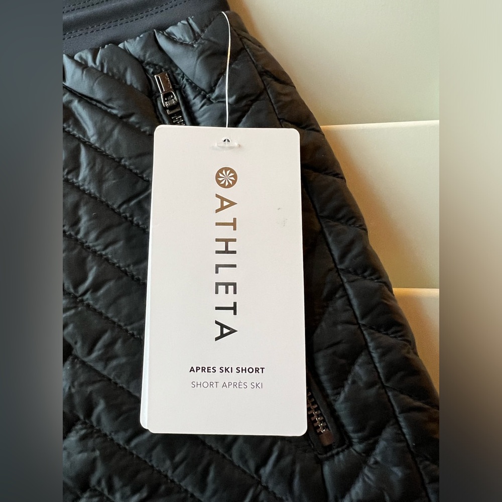 Athleta - Apres Ski Short - NWT/NWOT Black 
sizes 16 Pockets -Draw String - Picture 2 of 4